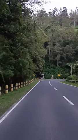 Jangan kau tinggalkan diriku