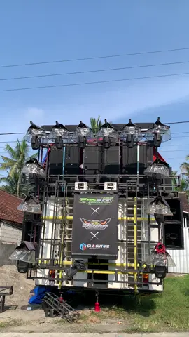 Full Ontran Ontran 🔥🔥🤘😎  @𝗣𝗔𝗦 𝗔𝗨𝗗𝗜𝗢 𝗕𝗟𝗜𝗧𝗔𝗥 @TEAM SENYAP OFFICIAL #karnavalngaringan #ceksoundngaringan #fyp #fypシ゚ #fyppppppppppppppppppppppp 