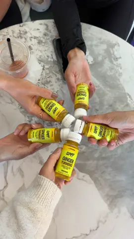 Best way to start the day! Girls Pilates date accompanied by @slappdrink !  #pilates #pilatesworkout #healthylifestyle 