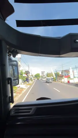 Lagunya @AFTERSHINE OFFICIAL emang secandu itu😇 #videobis #videobisindonesia #videobus #videobuscinematic #telolet #teloletbasuri #videobusmalam #buspariwisata #sewabus #sewabuspariwisata #sewabusmurah #sewabusmalang #sewabussurabaya #fyp #4upage #trend #trending #kalah #aftershineofficial 