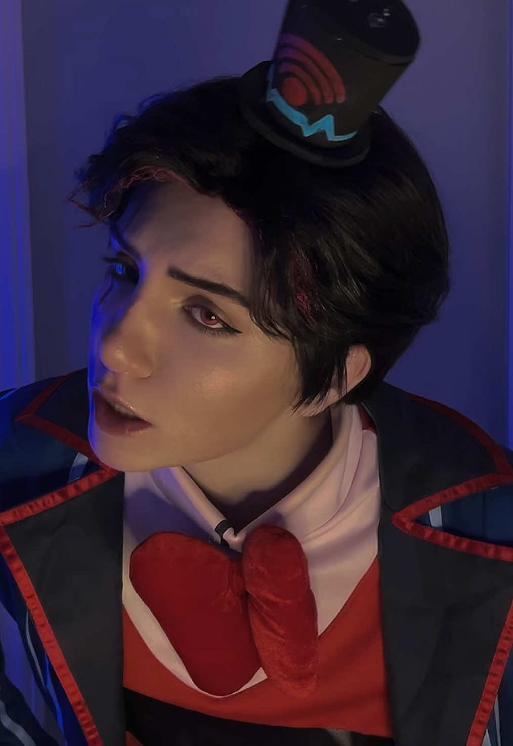 i’ll be the star in his movie 😛😛 #hazbinhotel #hazbinhotelcosplay #vox #voxcosplay #humanvox 