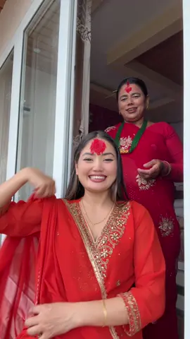 Rato tika ❤️❤️ @Lookbook_Nepal @callme_fuchhu 