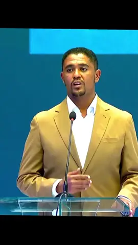 “Irreechi  baranaa haala adda ta’een kabajama; Ayyaana Irreechaa  Hora Finfinneefi Harsadeetti kabajamu  hawaasni bal’aan akka irreeffatu Pirezidaanti Shimallis Abdiisaa waamicha dhiyeessan.#abiyahmedali #PMOEthiopia #Oromia #shimalis_abdisa #Irreecha 