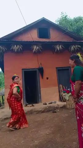 दसैं 🤗🤗प्युठान हामी देरानी जेठानि😘