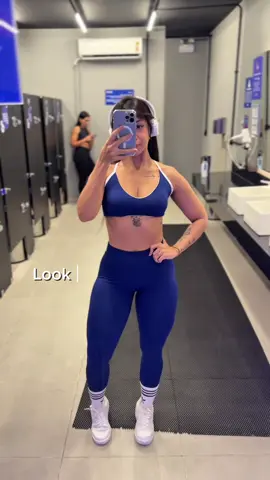 Inspiração de look gym 🏋️‍♀️✨ Nada como um look novo pra treinar com ainda mais motivação! 💖 Garanta já o seu e brilhe no treino 🔥 Legging ID: 2IX8IV-MCZ1 Link: https://mercadolivre.com/sec/1ibGQku #OMelhorDaBeleza #MercadoLivreModa #FitnessStyle @Mercado Livre Moda 