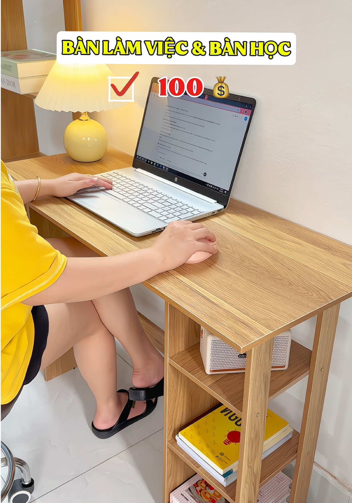 Bàn làm việc kèm giá để sách nay chỉ còn hơn 100 cành #banlamviec #banlamviecthongminh #banlamvieckemkesach #banlamvieckemkesachbanggo #byntchuyengiadung 