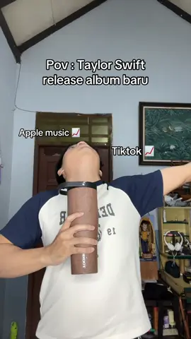 Album baru Taylor swift release !!