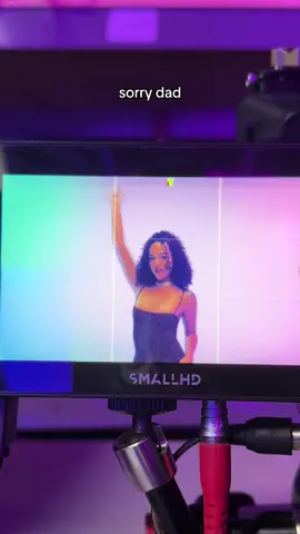 me and all my personalities singing this song like #fyp #bi #relatable #newmusic #singersongwriter 