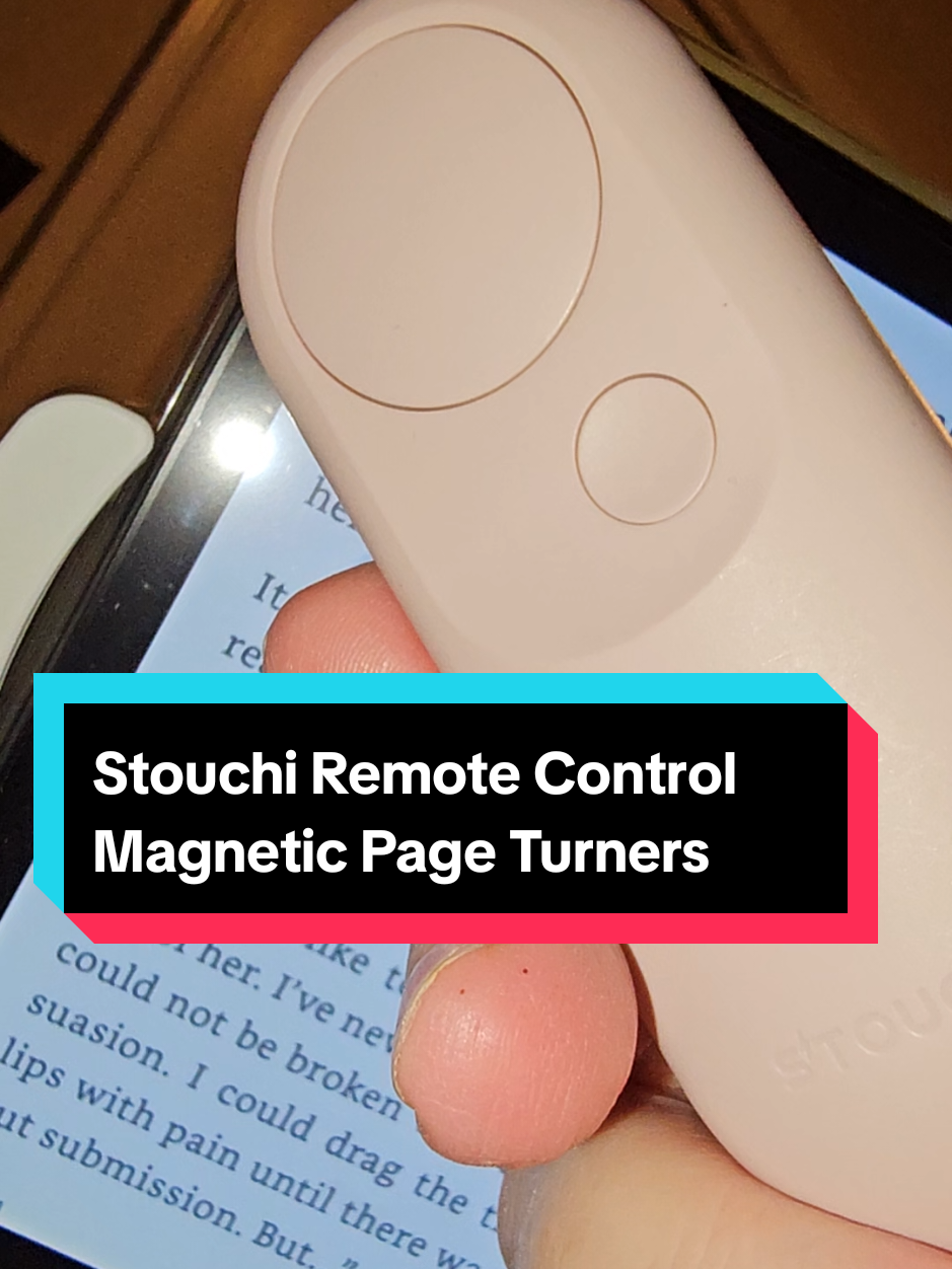 This is an amazing FLASH SALE 48% OFF AND FREE SHIPPING!! The Stouchi Remote Control Magnetic Page Turners are THE BEST!! This is an incredible sale!! #kindleaccessories #pageturner #kindle #kindlegirlie #christmasgiftideas 