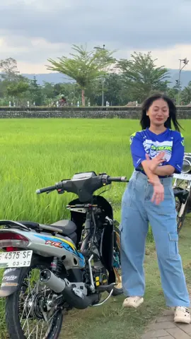 ojo di senggol ojo di selat🥵@Shellaaa #fyp #fizr #2stroke #fizindonesia 