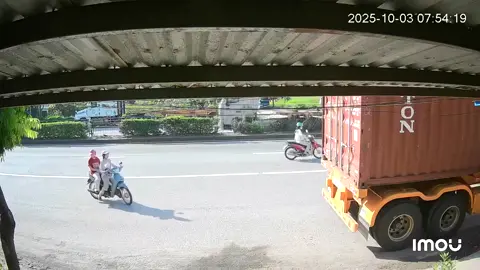 Quá may mắn cho 2 bạn trẻ  Kính nghiệm gặp 