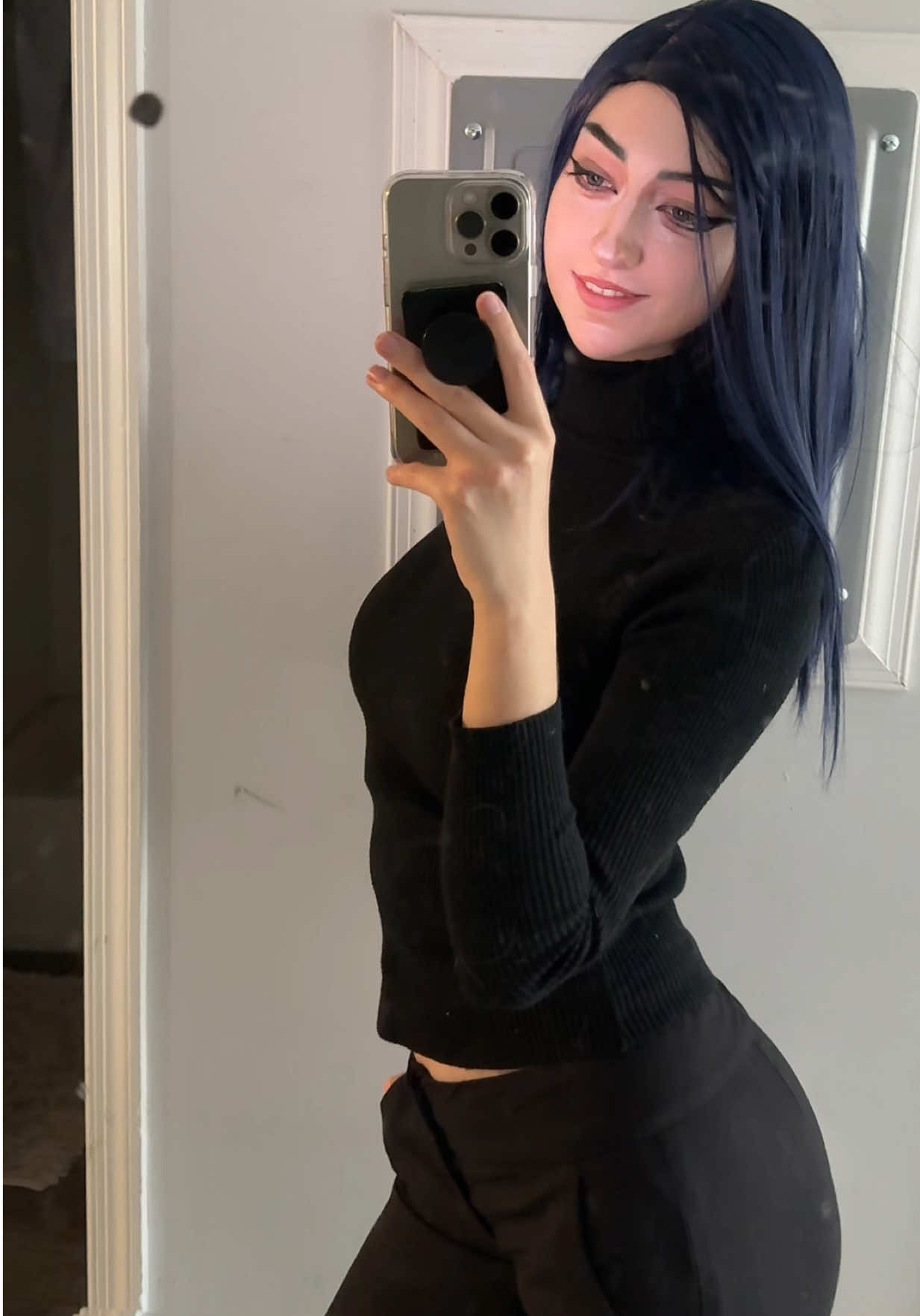 i was feeling myself in this cosplay #caitlynkiramman #caitlyncosplay #wlw #arcane 