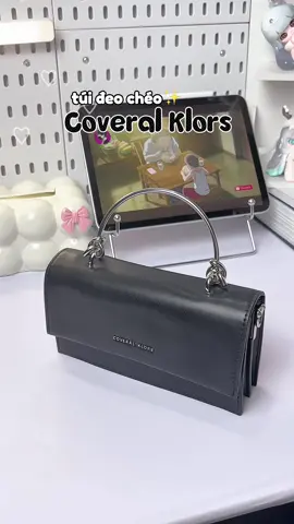 Túi Coveral & Klors xách tay hoặc đeo chéo đều rất sang và xinh cực nha💞 #coveralklors #tuideocheo #tuixach #muataitiktok #thoitrang 