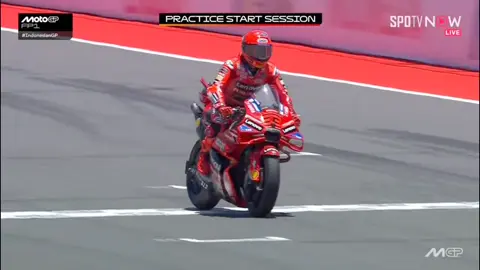 Amazing Practice Start by Marc Marquez #fyp #MotoGP #foryoupage #viral #xyzbca 