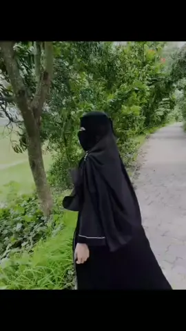 এ গানের ক্যাপশেন টা বলে যাও তোমরা 👇🫶