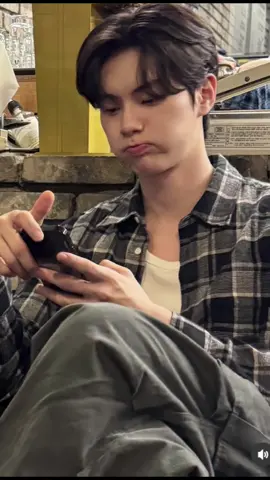 Raja Tiran di masa depan ganteng banget ya 🤭😘🥰 #leechaemin #chaemin #imyoona #yoona #bonappetityourmajestykdrama #bonappetityourmajesty #koreandrama #dramakorea #fypシ゚ #fypage #fyppppppppppppppppppppppp 