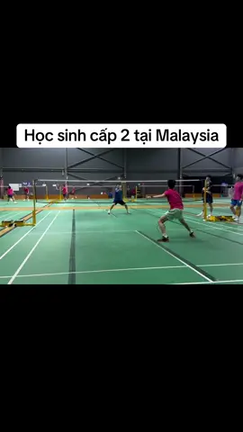 Học sinh cấp 2 tại Malay, bộ chân này trình gì ae? #diendancaulongvn #diendancaulongvietnam #bobantin #tapdoanmhkb #teammhkb 