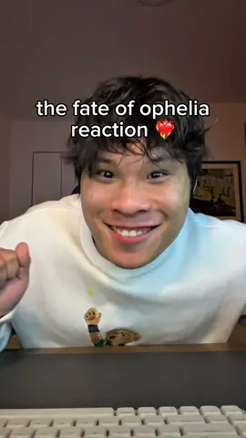 my live reaction to the fate of ophelia #thelifeofashowgirl #taylorswift #thefateofophelia #swifttok #reaction 
