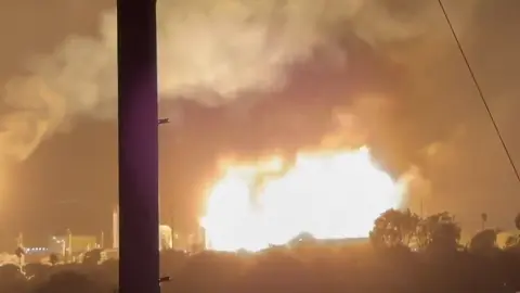 Urgent Alert: A major explosion followed by a massive fire has erupted at the Chevron oil refinery in El Segundo, California, located a few blocks south of Los Angeles International Airport (LAX).