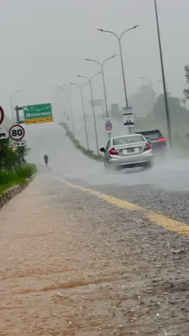 Weather in islamabad🌧️winter is coming🌧️🌧️#foryou #foryoupage #beautiful #islamabad #zeeshanzaman200 