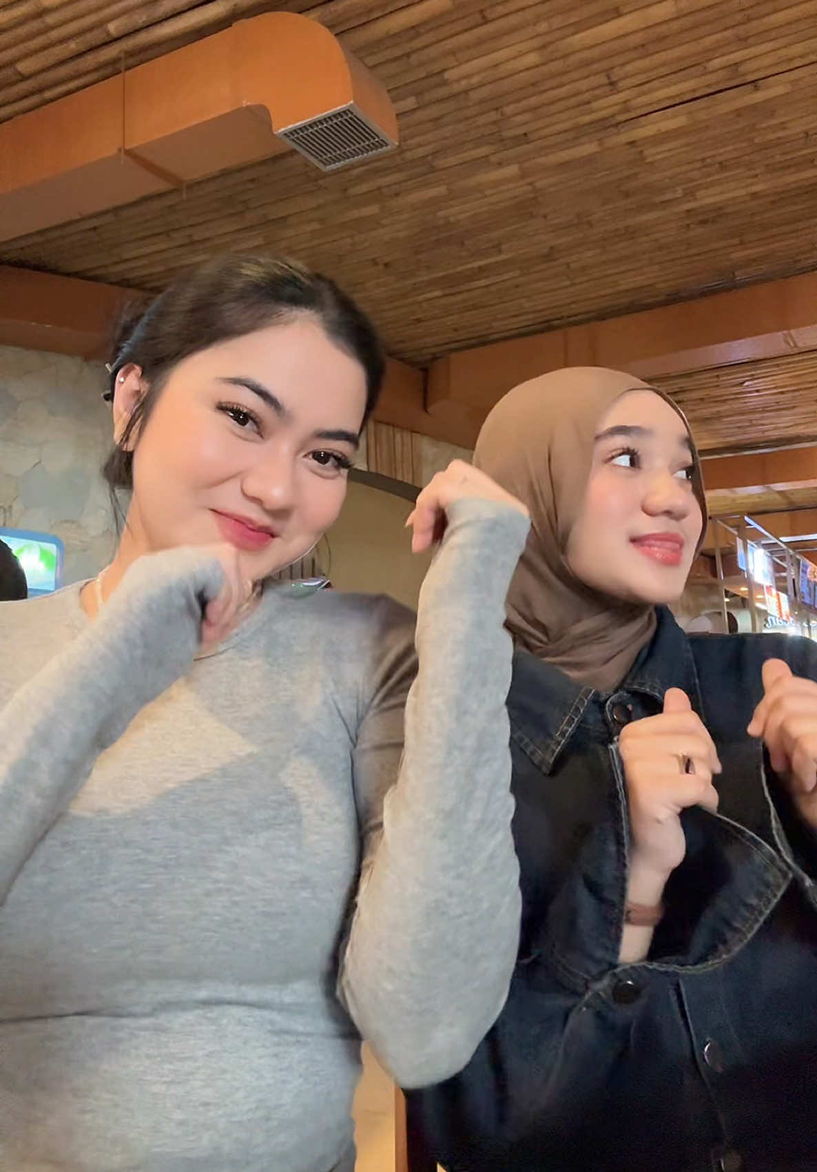 🤝