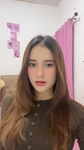 cacing cantik kapanasan😚