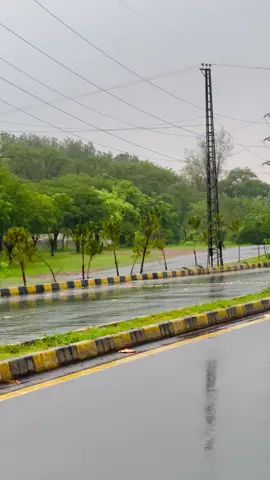 Islamabad weather rightnow🌧️🌧️#foryou #foryoupage #beautifull #islamabad #azalfazeshi200 