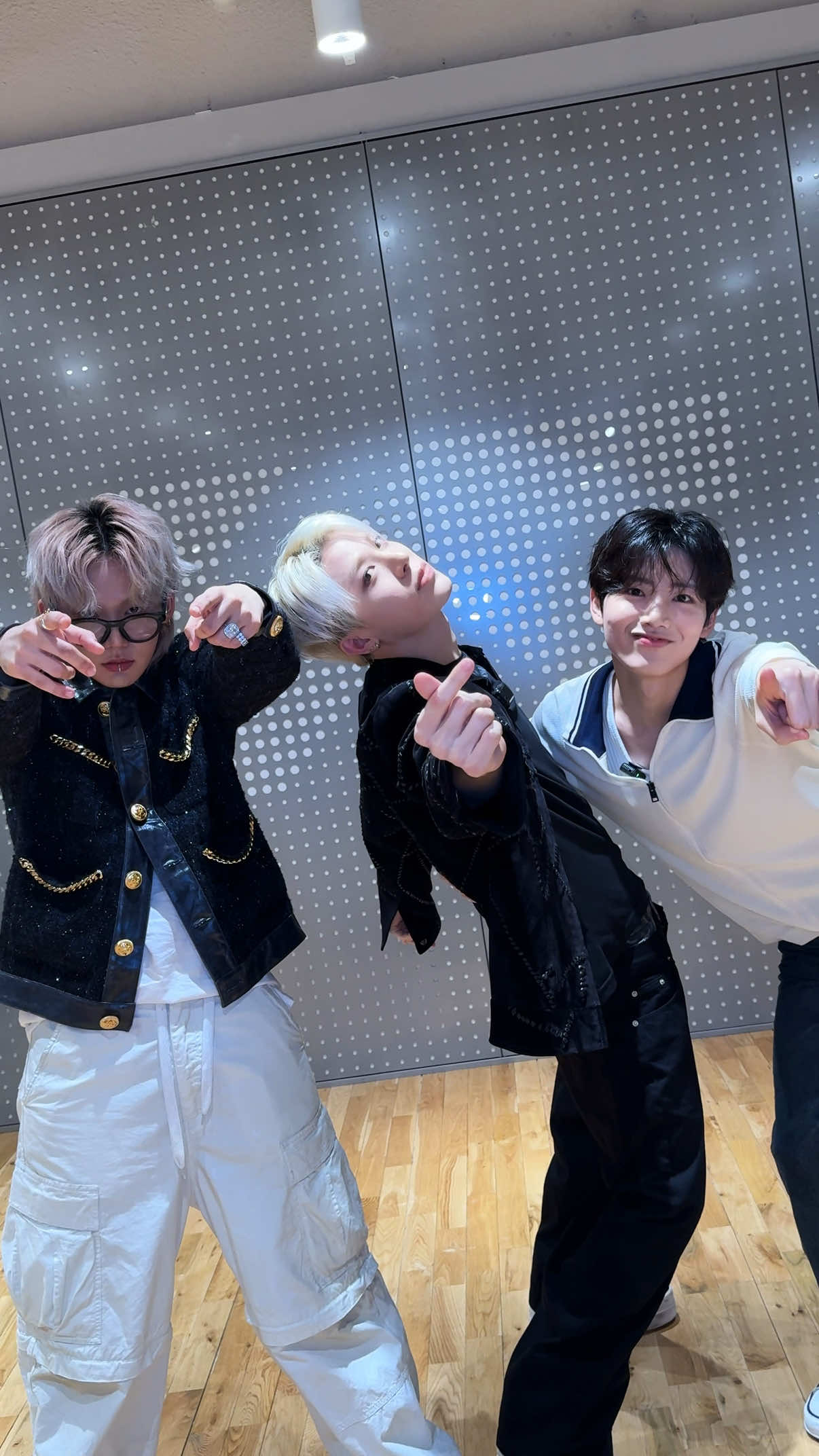 You’re my treasure ‧₊˚💎✩ ₊˚ #TREASURE #트레저 #EVERYTHING #EVERYTHING_challenge #NewMusic