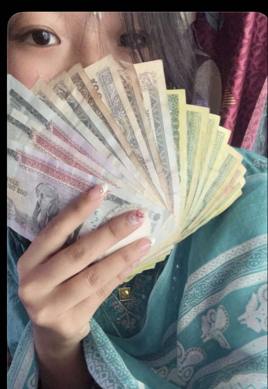 Aaja ko lagi matra rich 😅