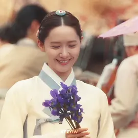 Jeonhaaa 🙇🏼‍♀️🙇🏼‍♀️🙇🏼‍♀️ I’m falling in love~~~ #leechaemin #bonappetityourmajesty #폭군의셰프 #yoona #이채민 
