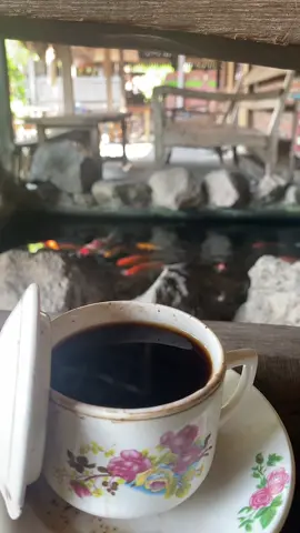 Berlarut dalam ruang rindu☕️☕️☕️