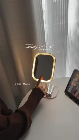 my mini vanity mirror 😩 #vanitymirror #deskmirror #ledmirror #minivanity #rechargeable 