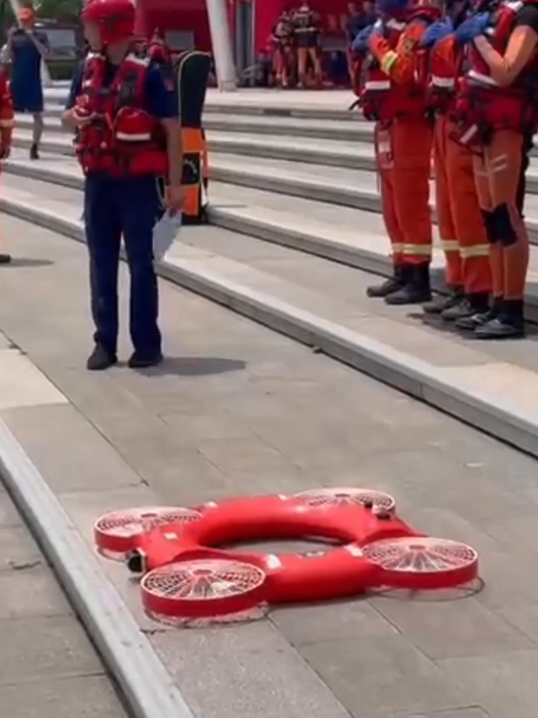 JX-6A water rescue drone, fast, stable and accurate emergency rescue. #WaterRescueDrone #ChinaTech #RescueTech