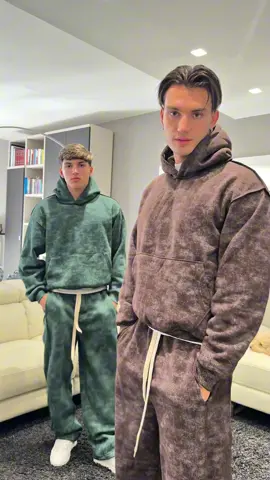 Outfit INTROVABILI solo su Overlimit