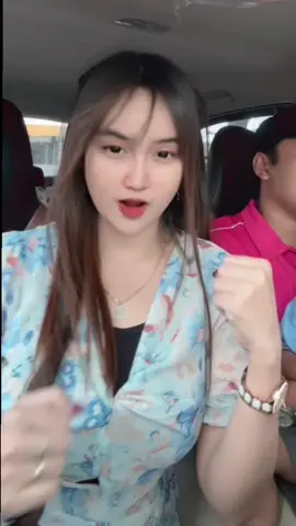 Semua akan terlihat manis jika belum dimiliki😋