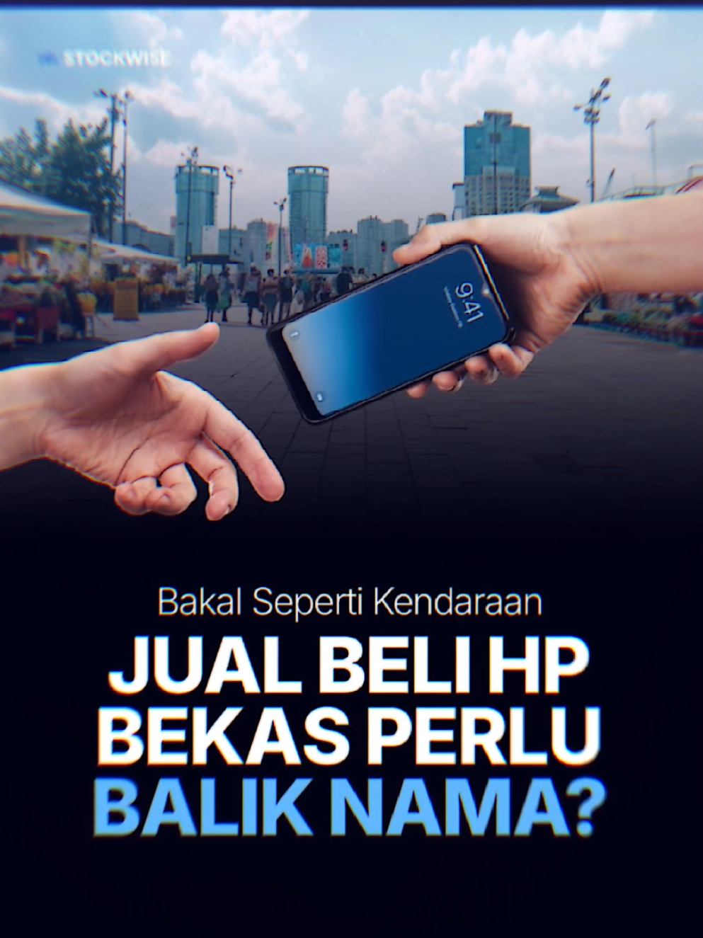 📱 Beli HP bekas nanti nggak bisa sembarangan lagi! Komdigi wacanakan aturan baru: jual beli HP bekas bakal ada balik nama kayak motor 🚀. Jadi tiap ponsel yang pindah tangan harus tercatat siapa pemilik barunya. Tujuannya? 🔒 Biar HP curian/hilang nggak gampang dipakai orang lain, plus makin rapih sistem registrasi IMEI. HP pun bakal punya “identitas resmi” layaknya kendaraan bermotor. Tapi tantangannya gede juga: gimana cara ngurus balik nama biar nggak ribet, aman buat data pribadi, dan tetap ramah buat pedagang kecil. 🤔 Kalau beneran jalan, HP bekas bisa lebih aman dan transparan buat semua pihak. #andryhakim #stockwise 