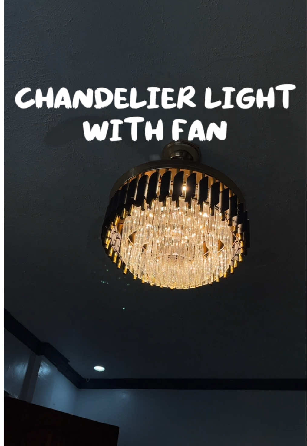 Chandelier Light na sobrang ganda, sosyal tingnan at pangmayaman ! #creatorsearchinsights #houseitem #chandelierlights #chandelierfan #chandelier 