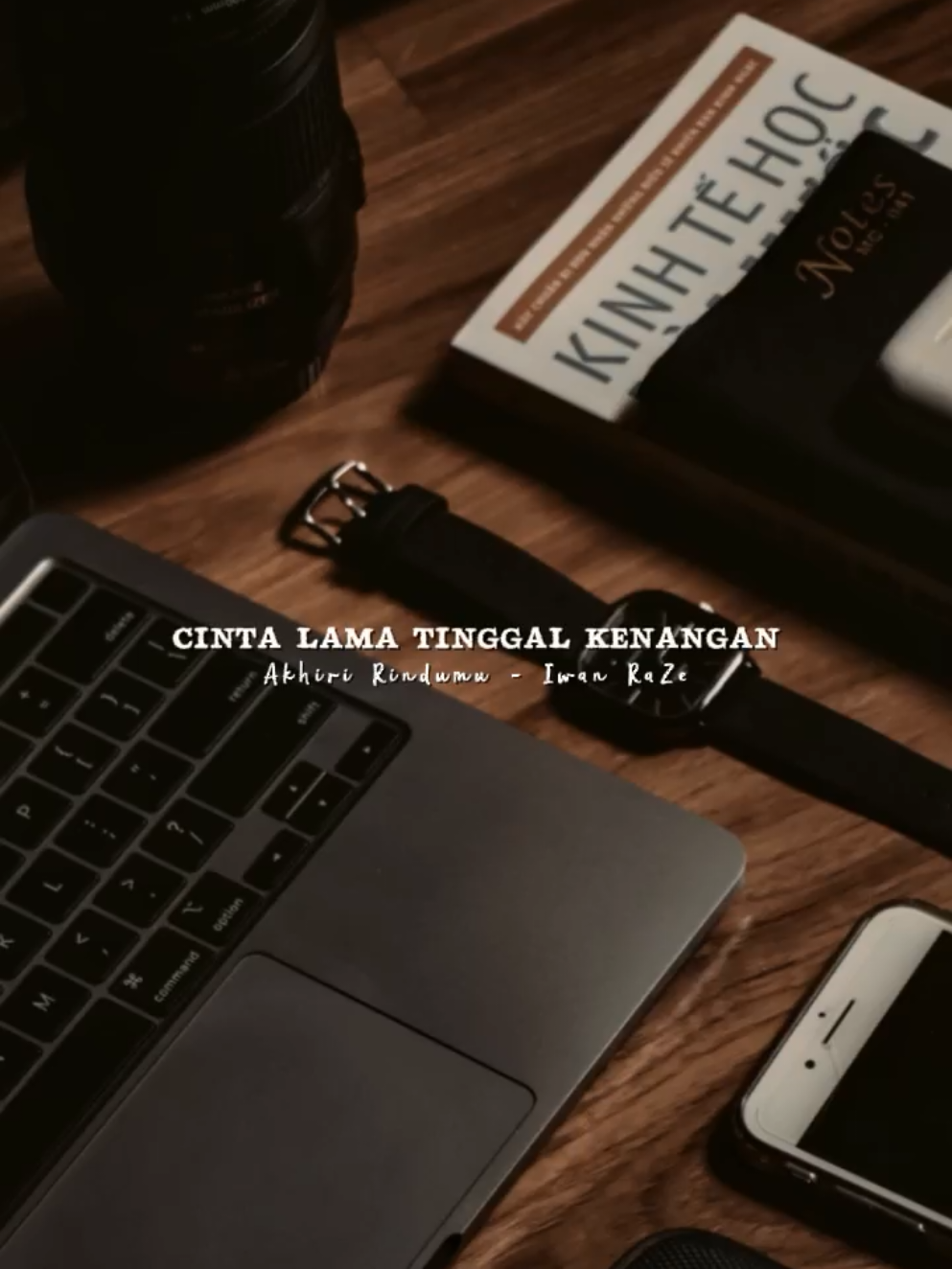 Akhiri Rindumu - Iwan Raze @iwanpatent558  #liriklagu #akhiririndumu #iwanraze #foryoupage #fyp 