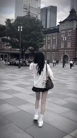 Phải đi giày chật mới hiểu, tháo giày ra vẫn còn đau…#outfit #xuhuong 