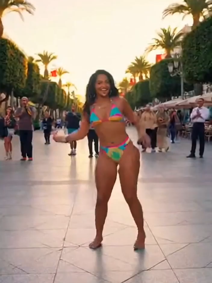 #Bikini_Dance #Tunis_Vibes #Avenue_Habib_Bourguiba #Colorful_Bikini #Joyful_Dance #Festive_Atmosphere #Vibrant_Tunis #Ultra_Realistic #Cinematic_Style #Street_Performance #رقص_بالبكيني #تونس_العاصمة #شارع_الحبيب_بورقيبة #أجواء_احتفالية #بهجة_وحيوية #رقص_مبهج #ستايل_سينمائي #جمال_تونس #Indah_Tunis #Tari_Bikini #Gaya_Cinematic #Suasana_Meriah #Jalan_Tunis #Danse_Bikini #Tunis_Festif #Ambiance_Vibrante #Style_Cinématique #Rue_Habib_Bourguiba