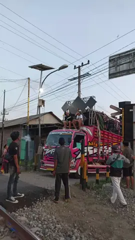 bofago audio menuju lapangan aryojeding  #karnaval2025 #foryoupage #lewatberandafyp #karnavalsoundsystem #fyp 