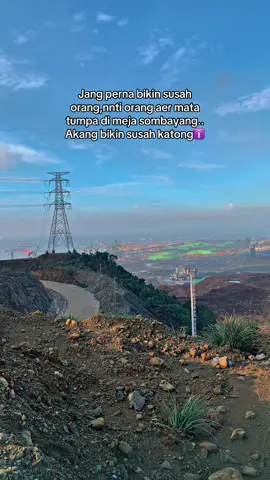 #ambonmaluku #pelagandongbasodara🤝 #alerasabetarasa #lingkartambang👷👷‍♀️ #promoseruweekend #storytime #foryou #berandafypシ 