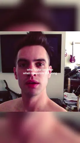 It’s giving Panic at the disco vibes #taylorswift #tloas #thelifeofashowgirl #brendonurie #panicatthedisco 