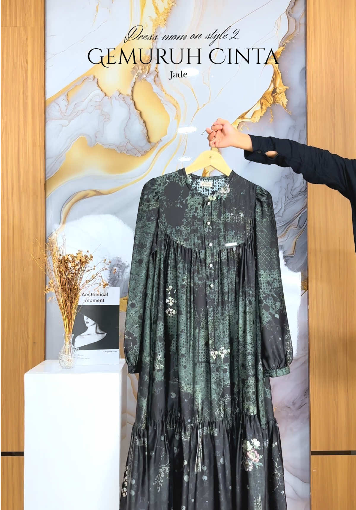 Dress Lebaran by Gemuruh Cintaa ✨ Style 2 look semanis ini…beneran cantikkk bangettt, warna Jade nihhh 😍😍 gercepp ikut PO sekarang juga ❗️ #sarimbit2026 #gemuruhcintaseries #famset #ootdlebaran #dresslebaran 