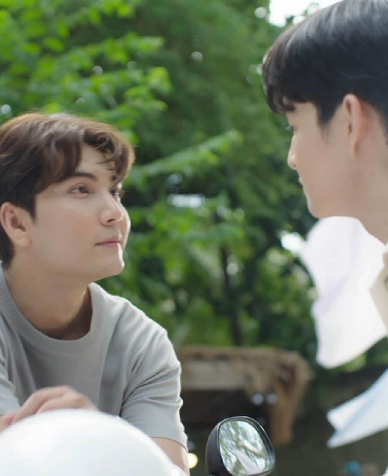[Spot EP.2] เมื่อวานเห็นอะไรบางอย่าง คล้าย เงือก | เพียงนาวา Lover Merman  🧜🏻‍♂️ EP.2 🎥 https://youtu.be/HQmQyHKQzhE?si=4PSHBz_06ds-zrOz ทุกวันเสาร์  22:30 น. ช่อง 7HD กด 35 และ BUGABOO.TV   รับชมย้อนหลังได้ทาง  🔴 YT : GO2INFINITY  วันเสาร์ 23:30 น. (TV VER.) 🟣 GagaOOLala  วันเสาร์ 23:30 น. (UNCUT) 🔴 YT : GO2INFINITY  วันอังคาร 18:00 น. (UNCUT) #Lovermerman #เพียงนาวา 