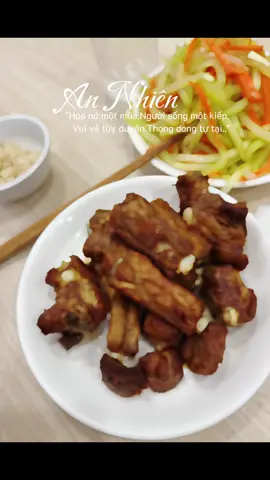 Sườn muối ớt #cooking #nauan #nauancungtiktok #suonmuoiot 