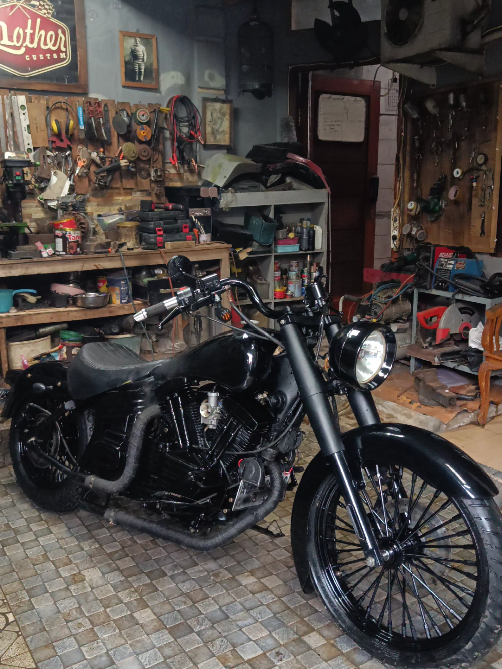 Kaisar Ruby custom Indian Bobber sound check 🔥  minat di buat kan sperti ini wa/call 0857-1035-0886 #kaisarruby250customharley  #kaisarruby250bobbersportster  #symv16customsportster #keeway benda 300cc #harleysportster 