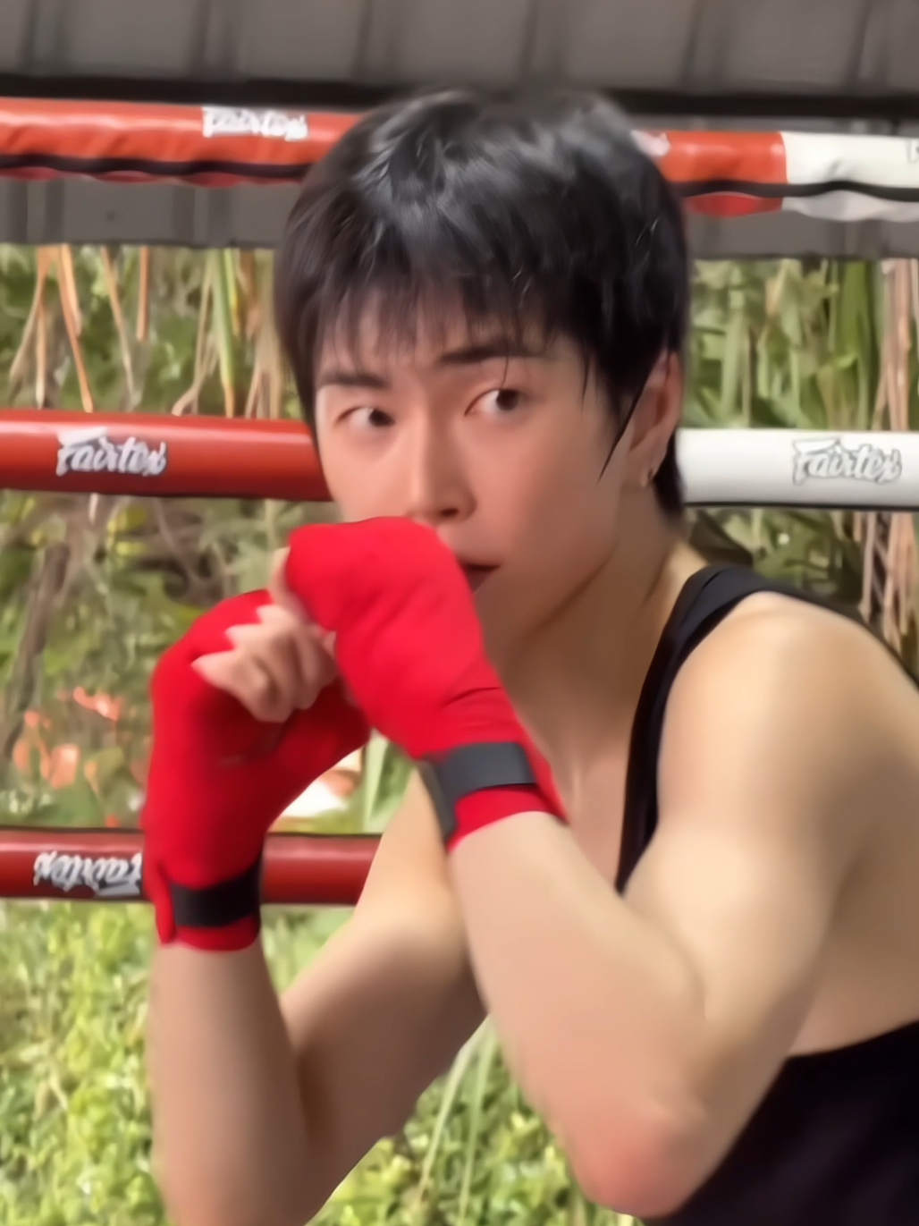 seunghan's BOXING 🔥 he's really enjoy in thailand, SO HANDSOME 🥵 #seunghan #xnghan #seunghanedit #Vlog #thailand 