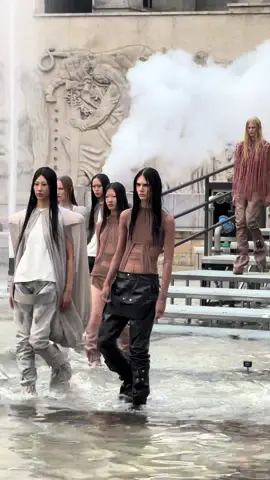 Rick Owen’s ss25 show #rickowens 