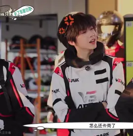 : giọng nhỏ là lạ 😸 #trandichhang #chenyiheng #陈奕恒 